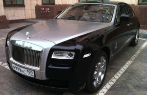 Rolls Royce Ghost — cовершенство исполнения и ода статусу