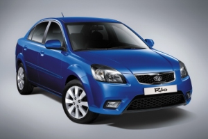  Kia Rio:  