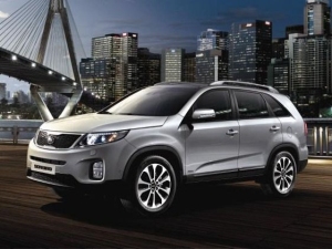  Kia Sorento:  