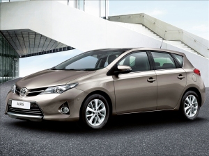       Toyota Auris