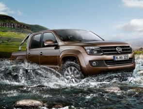 VW Amarok  :   -