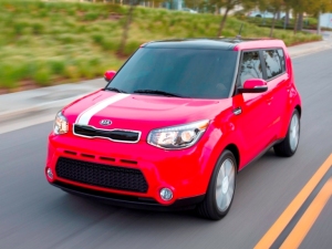 KIA представила на Нью-Йоркском автосалоне новый Soul KIA представила на Нью-Йоркском автосалоне новый Soul