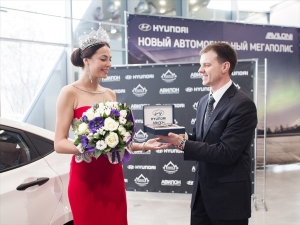 Hyundai Solaris для победительницы «Мисс Россия 2014» Hyundai Solaris для победительницы «Мисс Россия 2014»