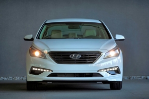 Hyundai представила Sonata Eco 2015 модельного года Hyundai представила Sonata Eco 2015 модельного года