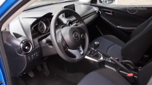 Шпионы сфотографировали интерьер Mazda 2 Шпионы сфотографировали интерьер Mazda 2