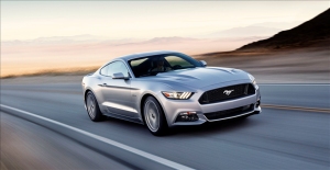 Ford Mustang приедет в Россию в 2015 году Ford Mustang приедет в Россию в 2015 году