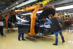 «АвтоВАЗ» возобновит сборку Lada Kalina и Lada Granta «АвтоВАЗ» возобновит сборку Lada Kalina и Lada Granta