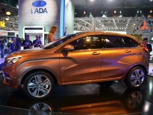 Lada Largus и Lada XRay оснастят 1,8-литровым мотором Lada Largus и Lada XRay оснастят 1,8-литровым мотором