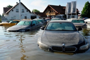 Сезон дождей: что делать если авто пострадало от затопления