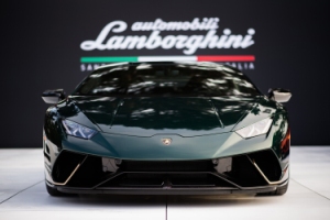   Monterey Car Week 2017 Automobili Lamborghini     2017 . Lamborghini Aventador S  Huracan Performante    Ad Personam for Pebble Beach