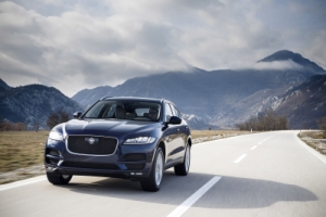 Компания Jaguar Land Rover представляет Jaguar F-PACE 2018 модельного года Компания Jaguar Land Rover представляет Jaguar F-PACE 2018 модельного года