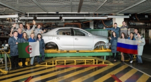 Renault Россия отправила в Алжир юбилейный 15 000-й кузов российского производства Renault Россия отправила в Алжир юбилейный 15 000-й кузов российского производства