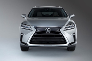 Мировая премьера нового кроссовера Lexus RX 350L на автосалоне в Лос-Анджелесе Мировая премьера нового кроссовера Lexus RX 350L на автосалоне в Лос-Анджелесе