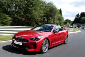 KIA Stinger       2018