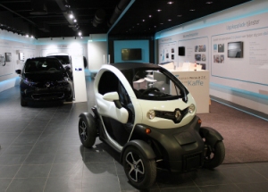 Renault откроет первый концептуальный шоурум электромобилей в европе Renault откроет первый концептуальный шоурум электромобилей в европе
