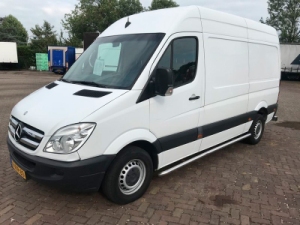 Mercedes-Benz Sprinter 310 CDI      